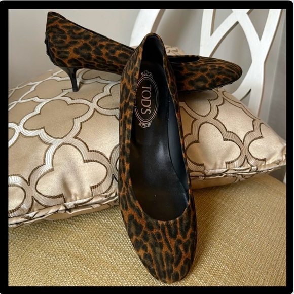 Tod’s Leopard Kitten Heels Pumps in Suede and Patent Leather - 39 - Picture 1 of 11